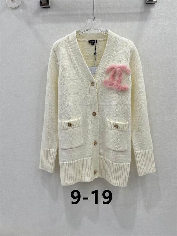 Chanel Women's Sweater 103